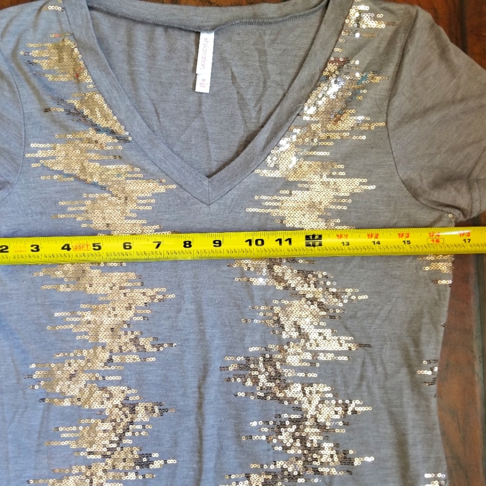 ๐HP๐ Xhilaration v neck - Picture 5 of 6